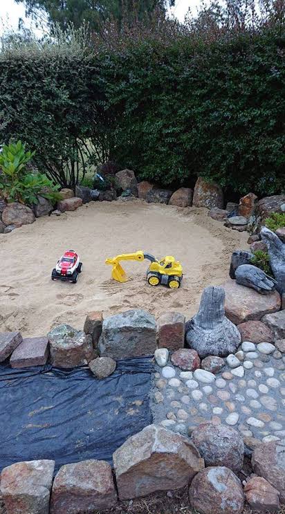 clay & mud play area